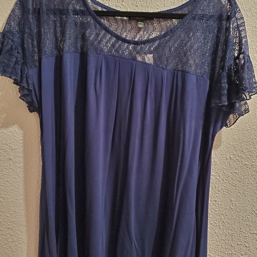 NWT Lane Bryant navy blue top.